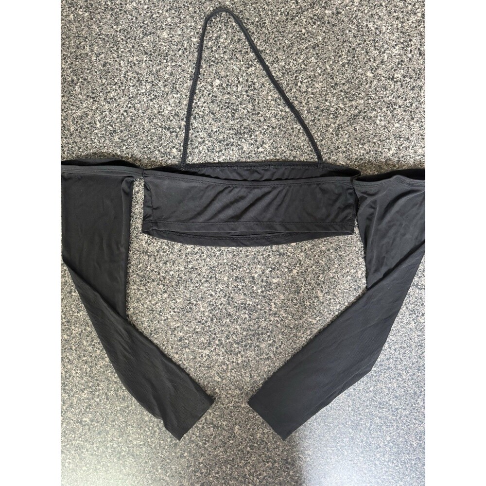 Y2K Black Halter Cold Shoulder Long Sleeve Crop Top XS/S